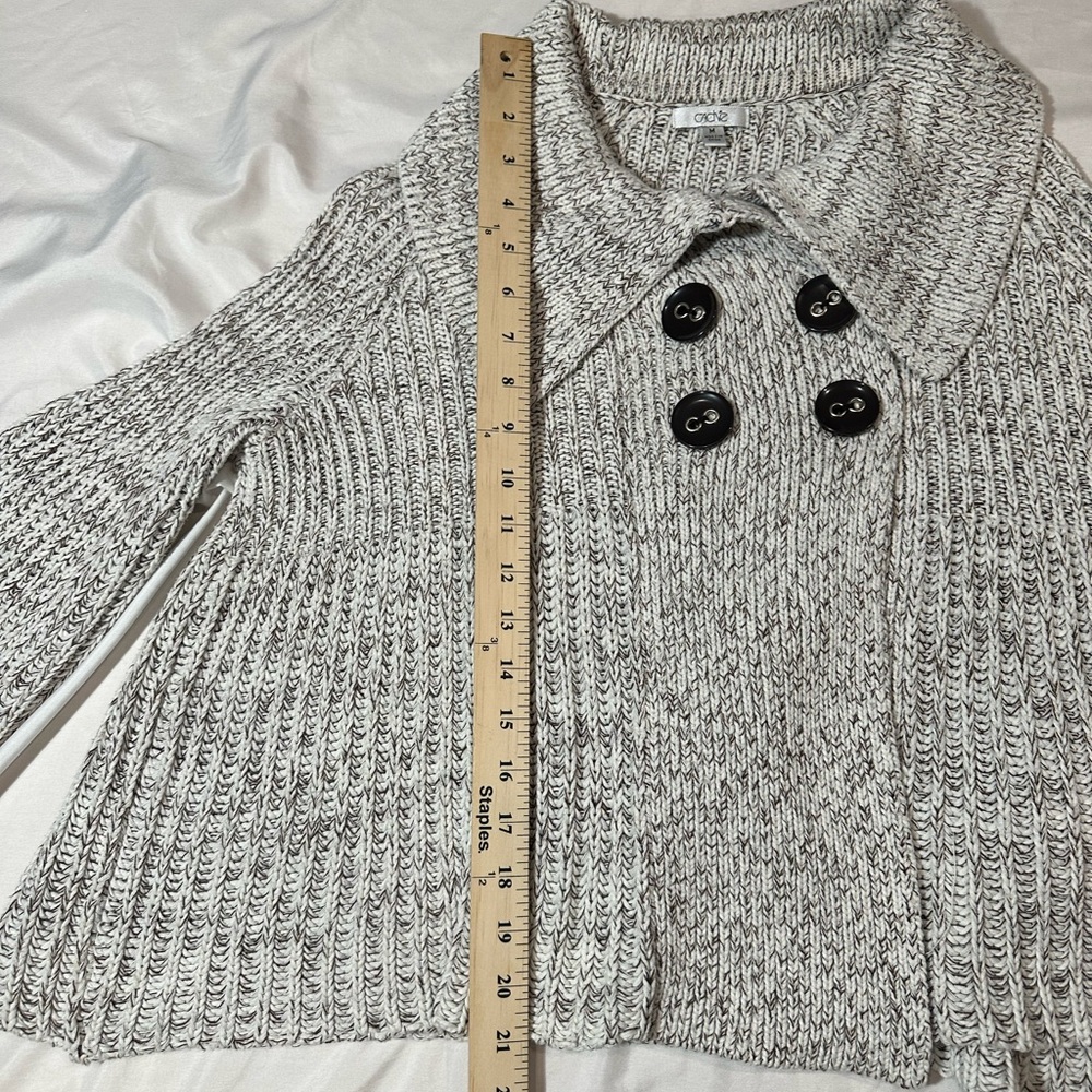 Cache  Buttoned Brown /White  Sweater Cape- Sophisticated Eye catching Style - Picture 7 of 16